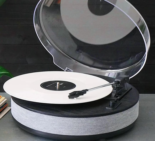 DISCGO 3-speed record player with Bluetooth and built in speakers Steepletone DISCGO BT